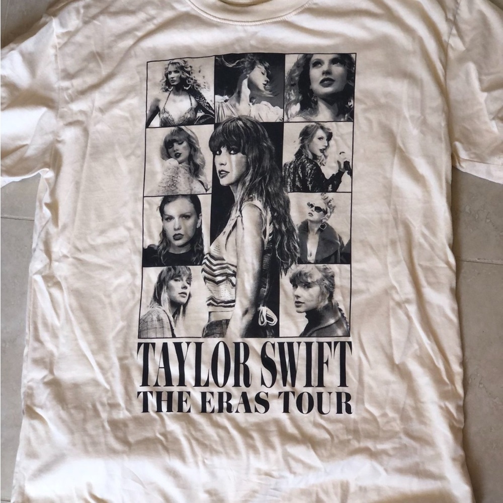 Taylor Swift The Eras Tour T-Shirt- Official Merch NWOT w/ confetti 2023 LA show